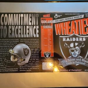 95' Wheaties Raiders Cereal Flats